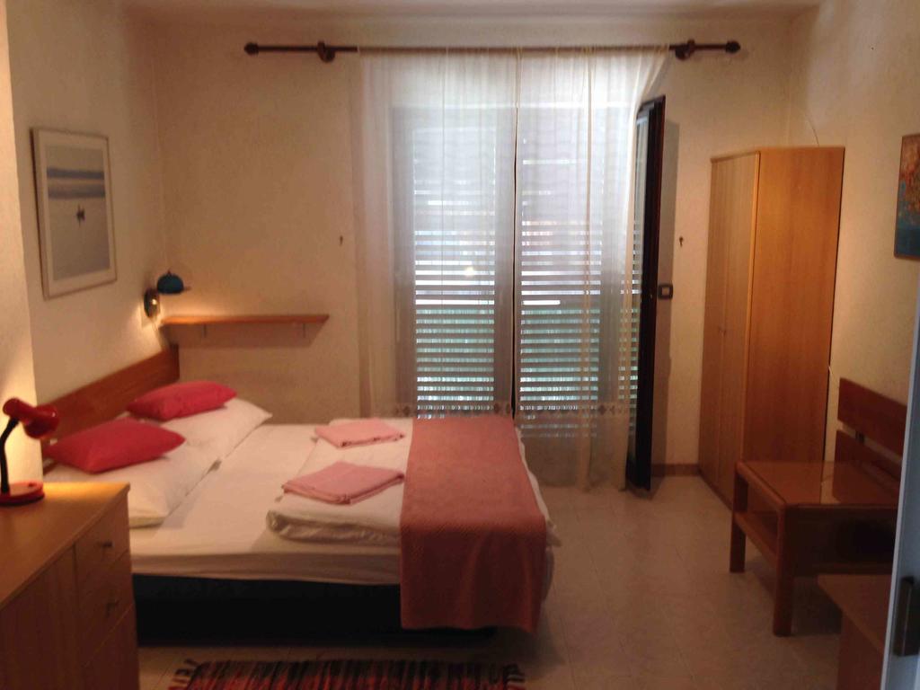 Apartments Villa Materada Donato Porec Esterno foto