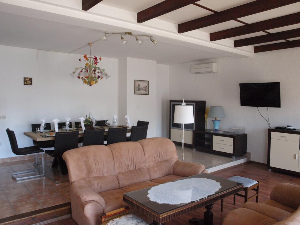 Apartments Villa Materada Donato Porec Esterno foto